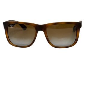 Ray-Ban Justin polarized RB4165 Brown Sunglasses